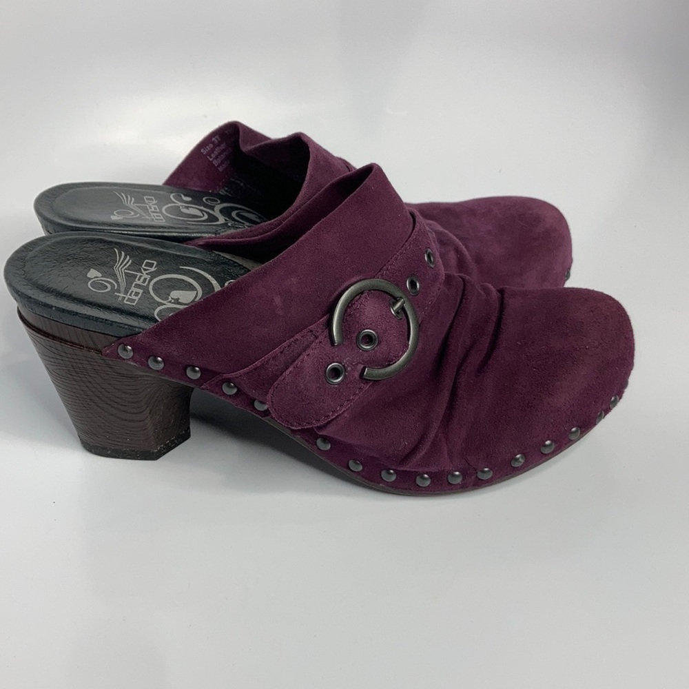 Dansko purple leather clogs size 37
